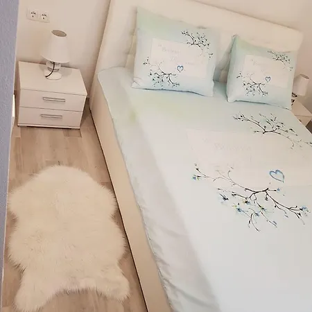 Mia 1 * Baska Voda
