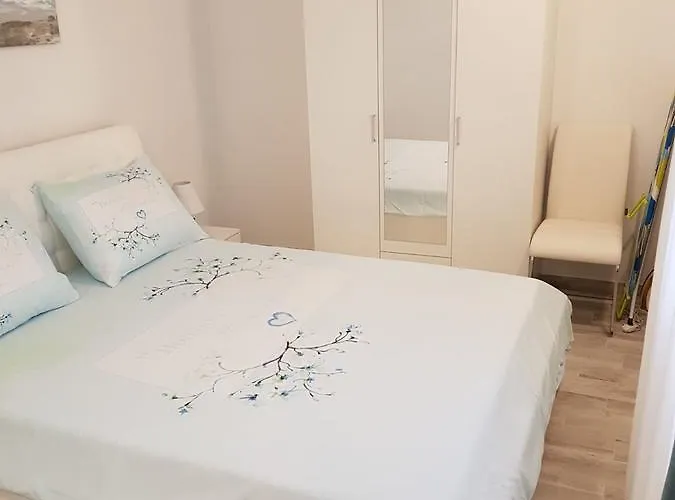 Mia 1 * 바스카보다